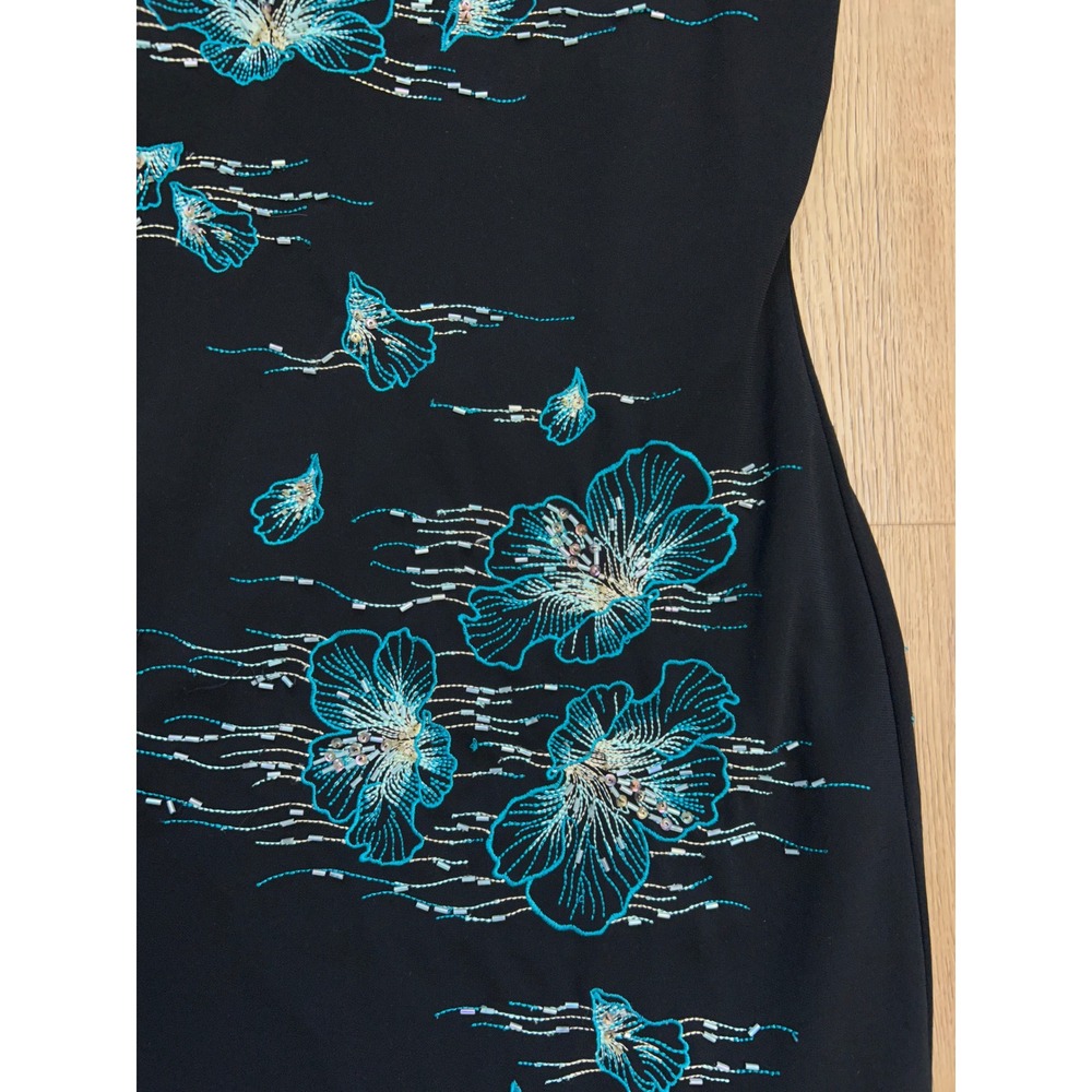 BCBGMAXAZRIA‎ vtg Beaded Floral Embroidered Dress 6 Midi vacation beach resort - Picture 3 of 6